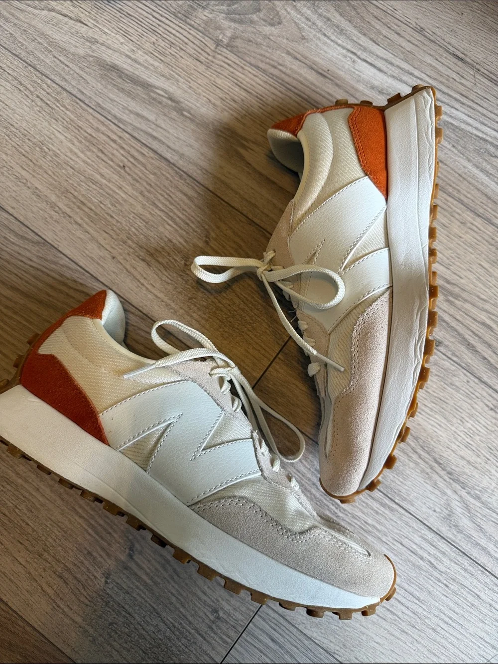 New Balance 327 White & Rust Orange 10.5 womens